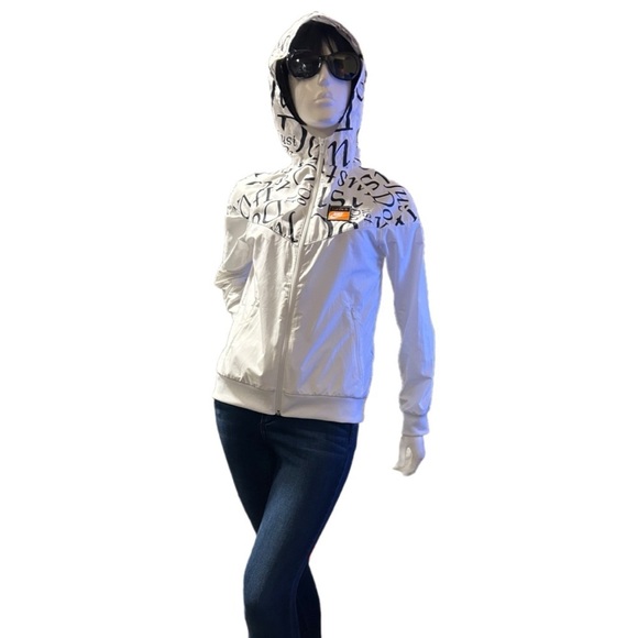 Nike "Just Do It" Black& White Windbreaker Zip Jacket, Youth XL / Women's Small - Picture 4 of 6